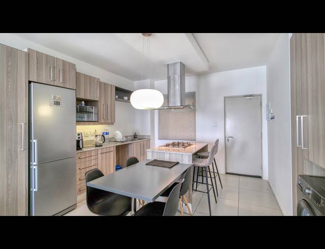 2 BEDROOM APARTMENT FOR SALE IN RIVONIA